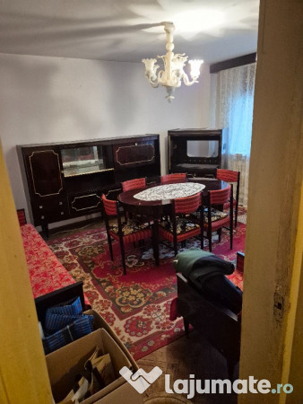 Apartament cu 3 camere + balcon Artego