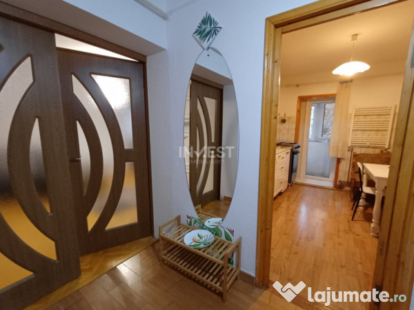 Apartament 3 camere, bloc tip vila, Zona Arcu
