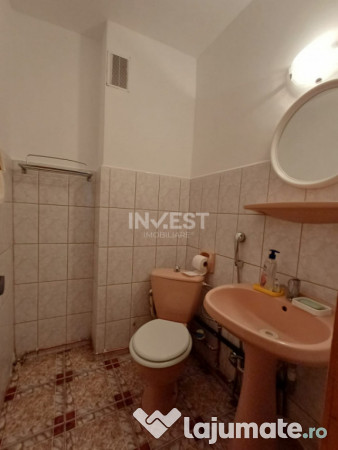 Apartament 3 camere, bloc tip vila, Zona Arcu