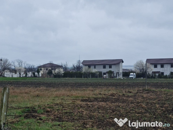 Vanzari terenuri in Tuzla 