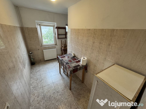 Garsoniera zona Inel 2 