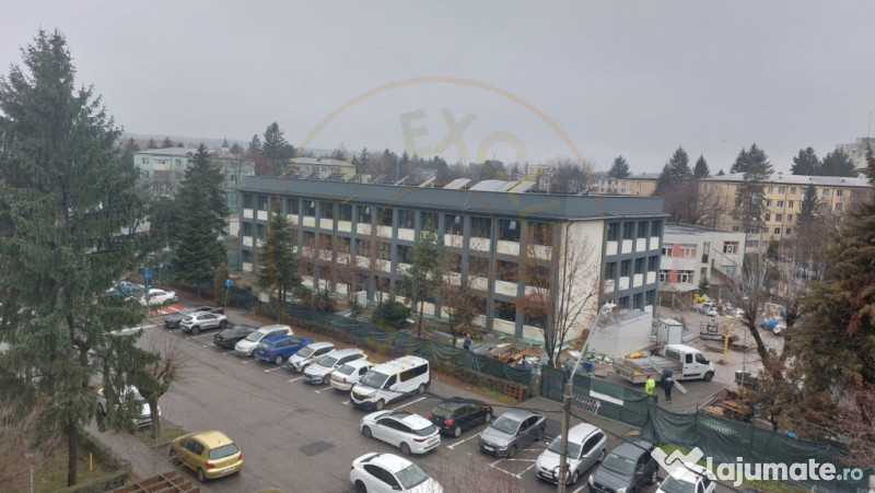 Apartament 3 camere la cativa pasi de centru Pitesti