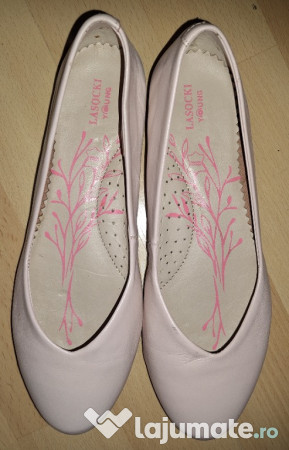 Ghetute, pantofi NELLI BLU si balerini LASOCKI noi, masura 33 