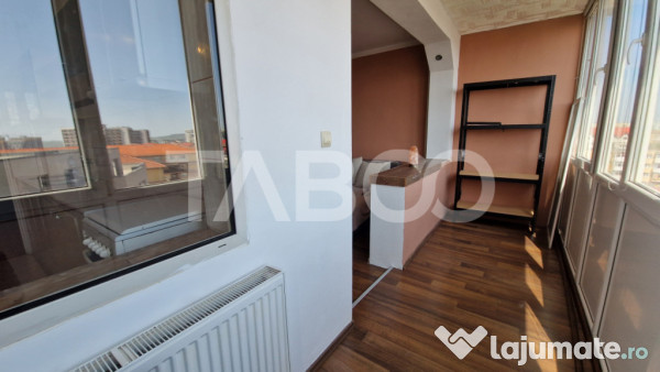Apartament decomandat cu 2 camere 47 mpu balcon bloc cu lift 