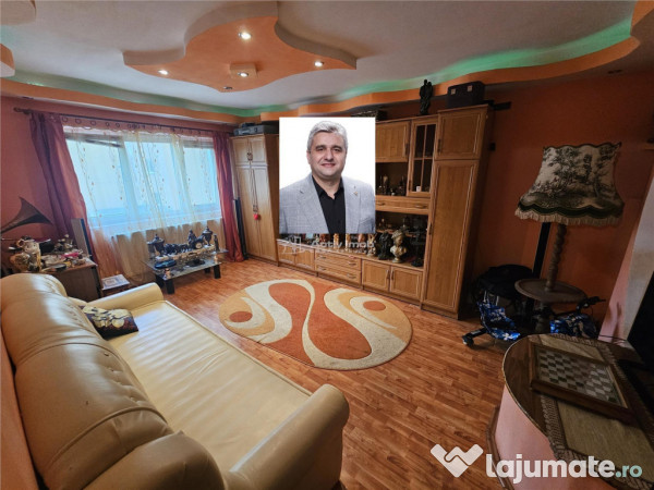 Resita, 3 Cam. Dec., Micro 4 