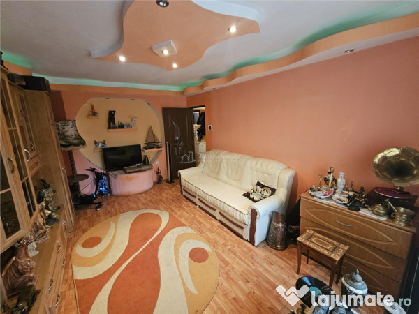 Resita, 3 Cam. Dec., Micro 4 