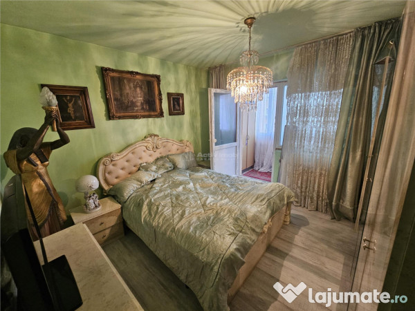 Resita, 3 Cam. Dec., Micro 4 