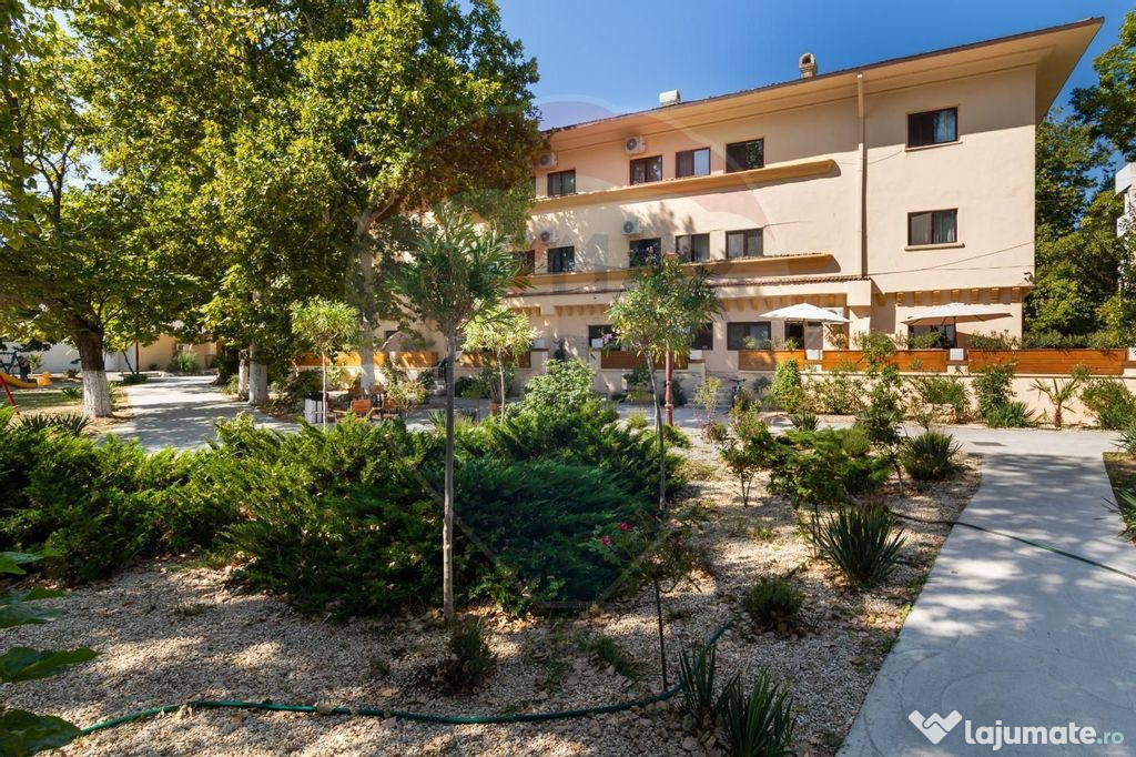 DE VANZARE Complex Hotelier Constanta | Mamaia | Plaja | ...