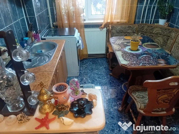 Apartament 2Cam Precista Petrodava 58mp et.3 la cheie mobilat bloc nou