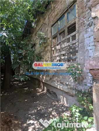 Viilor stradal teren 910 mp,vila S P pod mansardabil 587 mp 