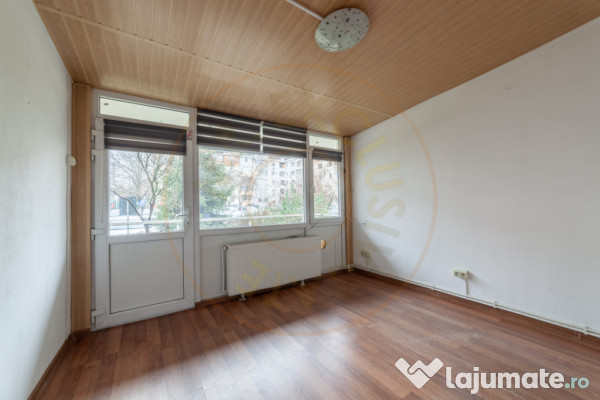 Apartament 5 camere parter zona Rolast-Jumbo