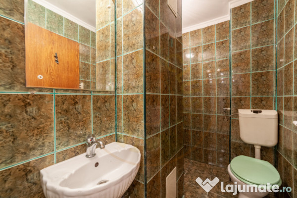 Apartament 5 camere parter zona Rolast-Jumbo