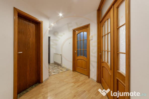 Apartament 5 camere parter zona Rolast-Jumbo