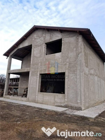 VILA P 1 la rosu, la 17 km de Braila Teren 1700 mp