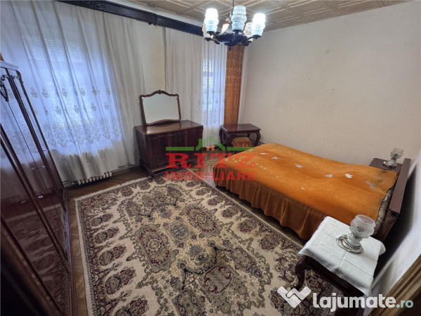 Imobil pretabil multiple functionalitati! 