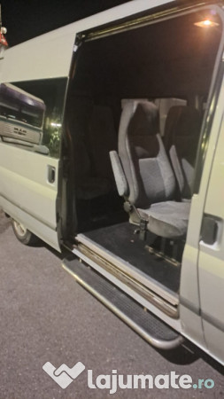 Ford Transit 8+1 locuri 
