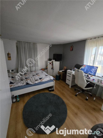 Casa individuala 8 camere 2 garaje 500 mp teren zona Selimba