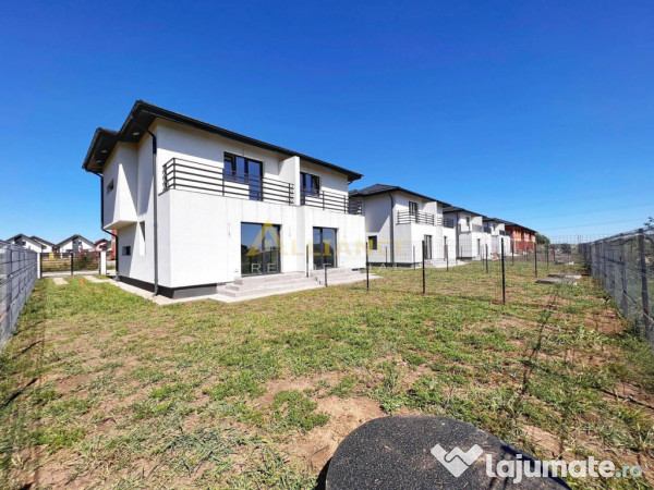 Casa tip duplex - 3 camere - 2 bai