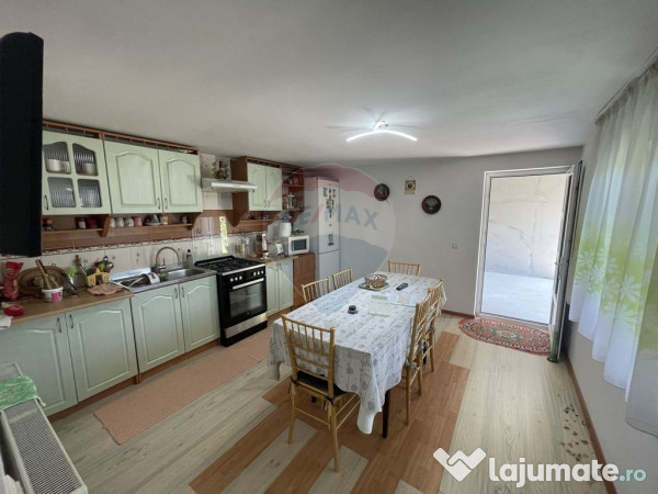 Casă de vanzare sat Rosioara