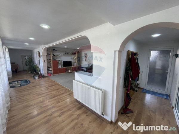 Casă de vanzare sat Rosioara