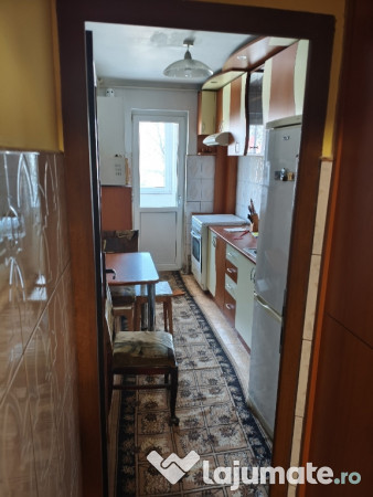 Apartament 3 camere str. Vidraru