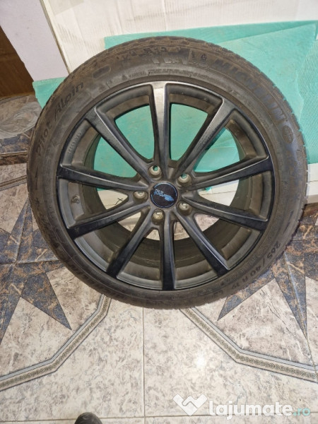 Anvelope in stare foarte bună