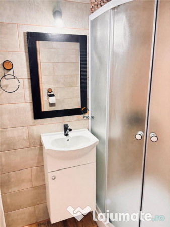 Garsoniera Renovata Modern