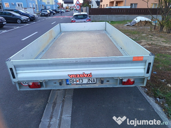Trailer cu obloane
