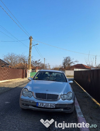 Mercedes-Benz C220 automat