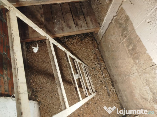 COLPOSSEUM: Garsoniera mobilata Ct Termica balcon beci Bartolomeu 