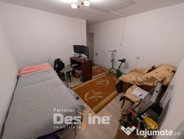 Birou individual amenajat cu utilități și baie proprie, 2