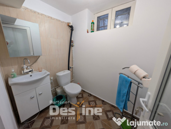 Birou individual amenajat cu utilități și baie proprie, 2