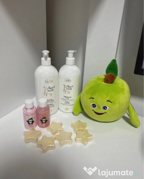 Cos cu produse cosmetice si un plus 