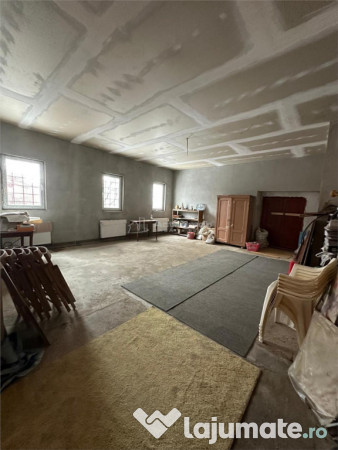 Bocsa Montana, Casa Solida Teren, Strada Principala 