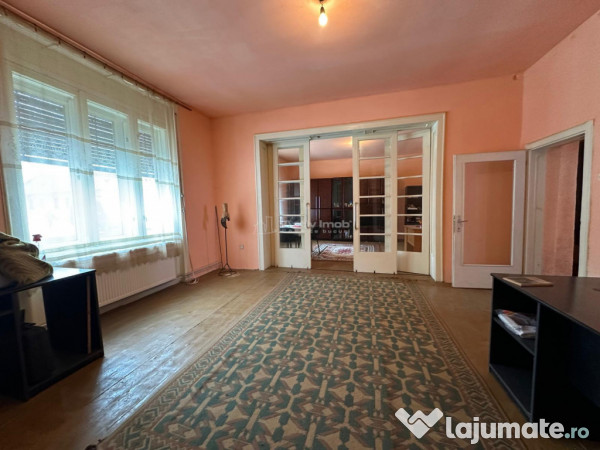 Bocsa Montana, Casa Solida Teren, Strada Principala 