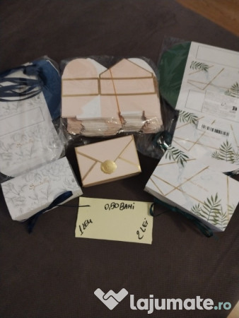Cutii cadouri,mărțișoare,bomboane 