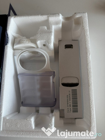 Periuta Oral B smart 6 