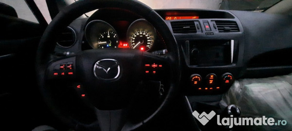 Mazda 5, 1.6 Diesel, 7 locuri, uși culisante, 6 trepte, cârlig, Navi 