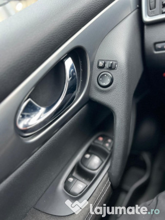 Nissan Qashqai 2017 72.000km automat 