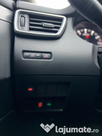 Nissan Qashqai 2017 72.000km automat 