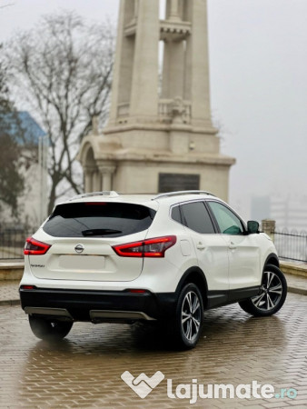 Nissan Qashqai 2017 72.000km automat 