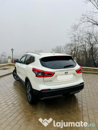 Nissan Qashqai 2017 72.000km automat 