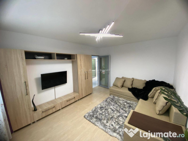 2 camere lux - Eroii Revolutiei - Serban Voda 