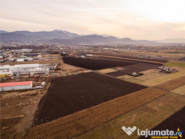 Film!Potential rezidential investitional, 5.000 mp intravila