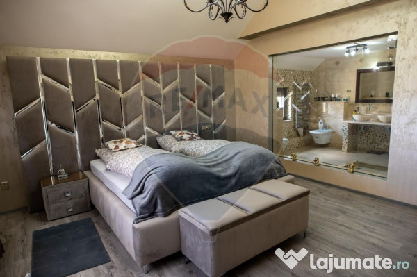 Casă / Vilă cu 5 camere de vânzare 