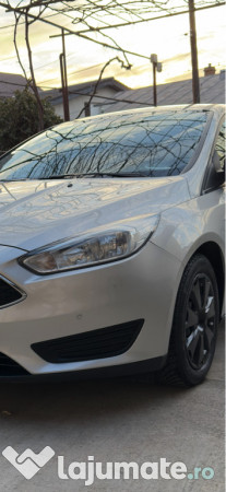 Faruri Ford Focus mk3.5 2017