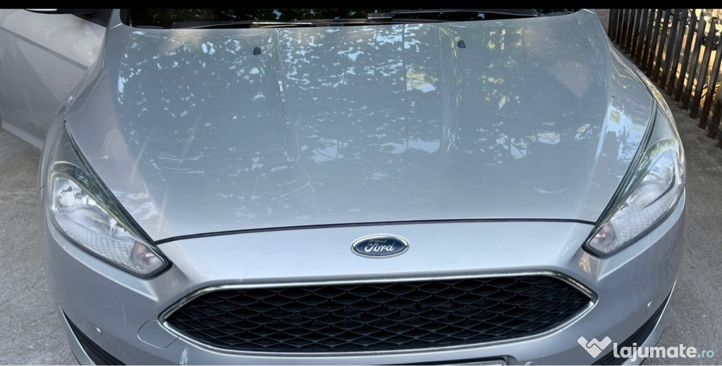 Faruri Ford Focus mk3.5 2017