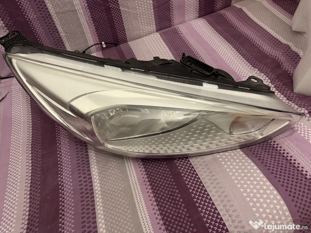 Faruri Ford Focus mk3.5 2017