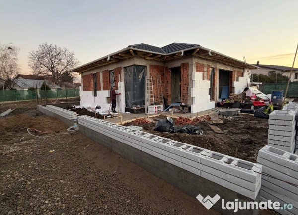 Casă Bucov, (zona Mica Romă)