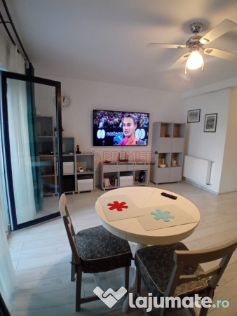 Casă înșiruită P+1+M - 4 camere - 2 terase - curte 